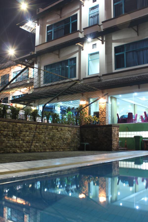Permata Alam Hotel Puncak Exteriör bild
